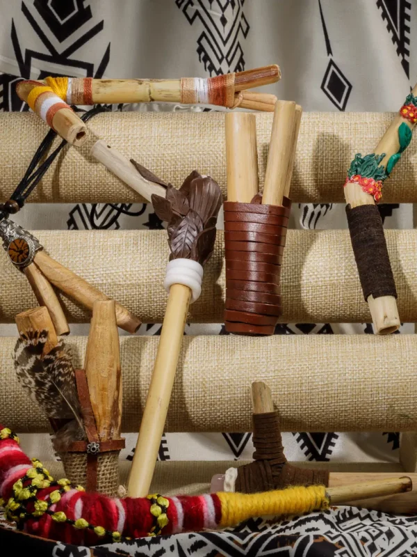 2025-moles-VBP_6465 Tepi e Kuripe: Strumenti Artigianali per le Pratiche Sciamaniche