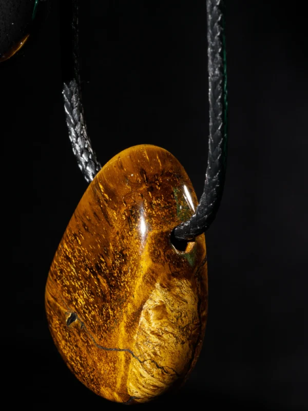 2025-moles-VBP_6294 Collana con Pietra di Occhio di Tigre