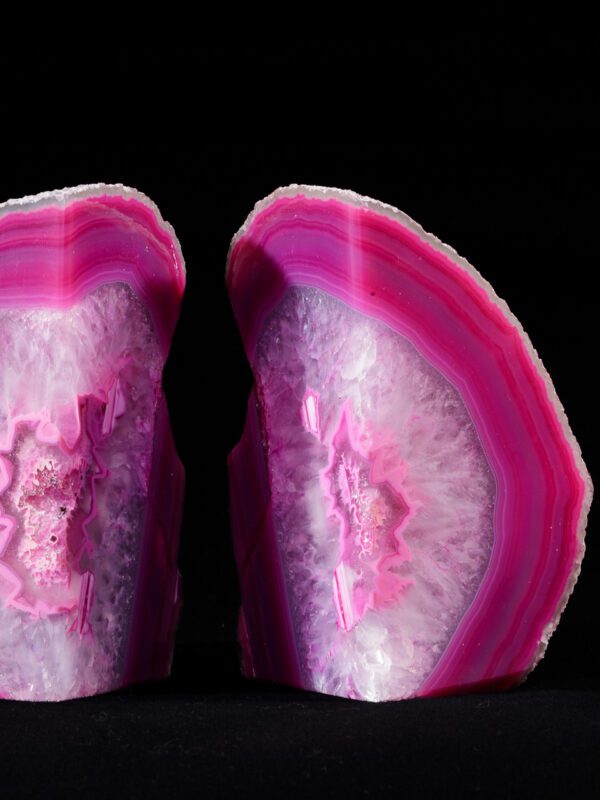 VBP_6474 Geode di Agata Fucsia Striata: portalibri